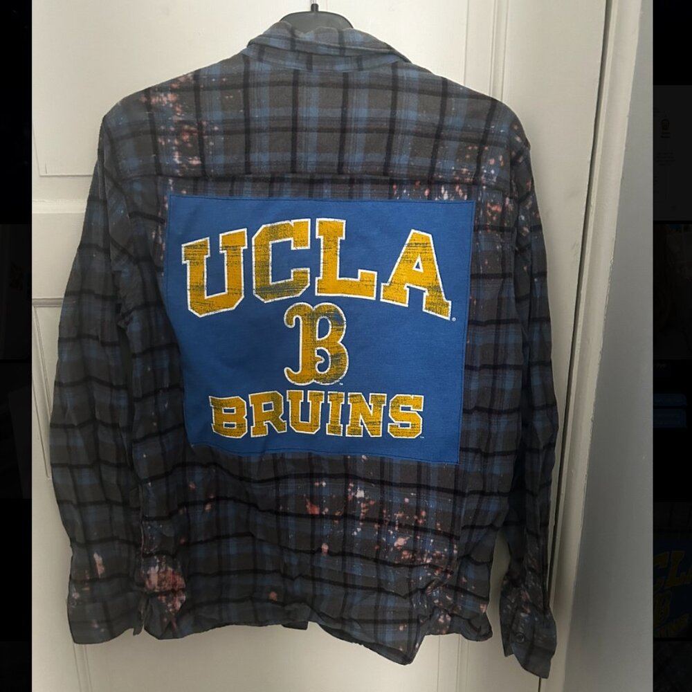 UCLA Flannel - Size M - APT. 9 - Blue/Grey - Acid Wash